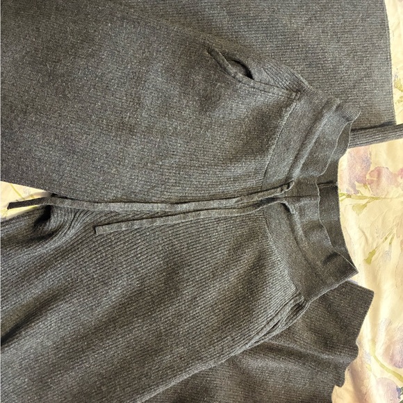 Uniqlo Ribbed Pants - Picture 6 of 7